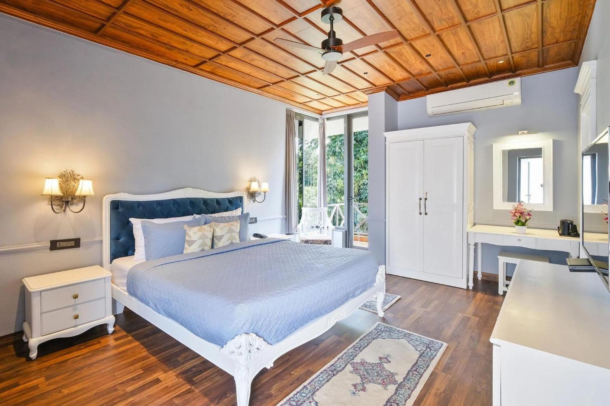 Villa Sierra Sky - Exquisite Elegant 4 Bedroom Villa Dehradun Esterno foto