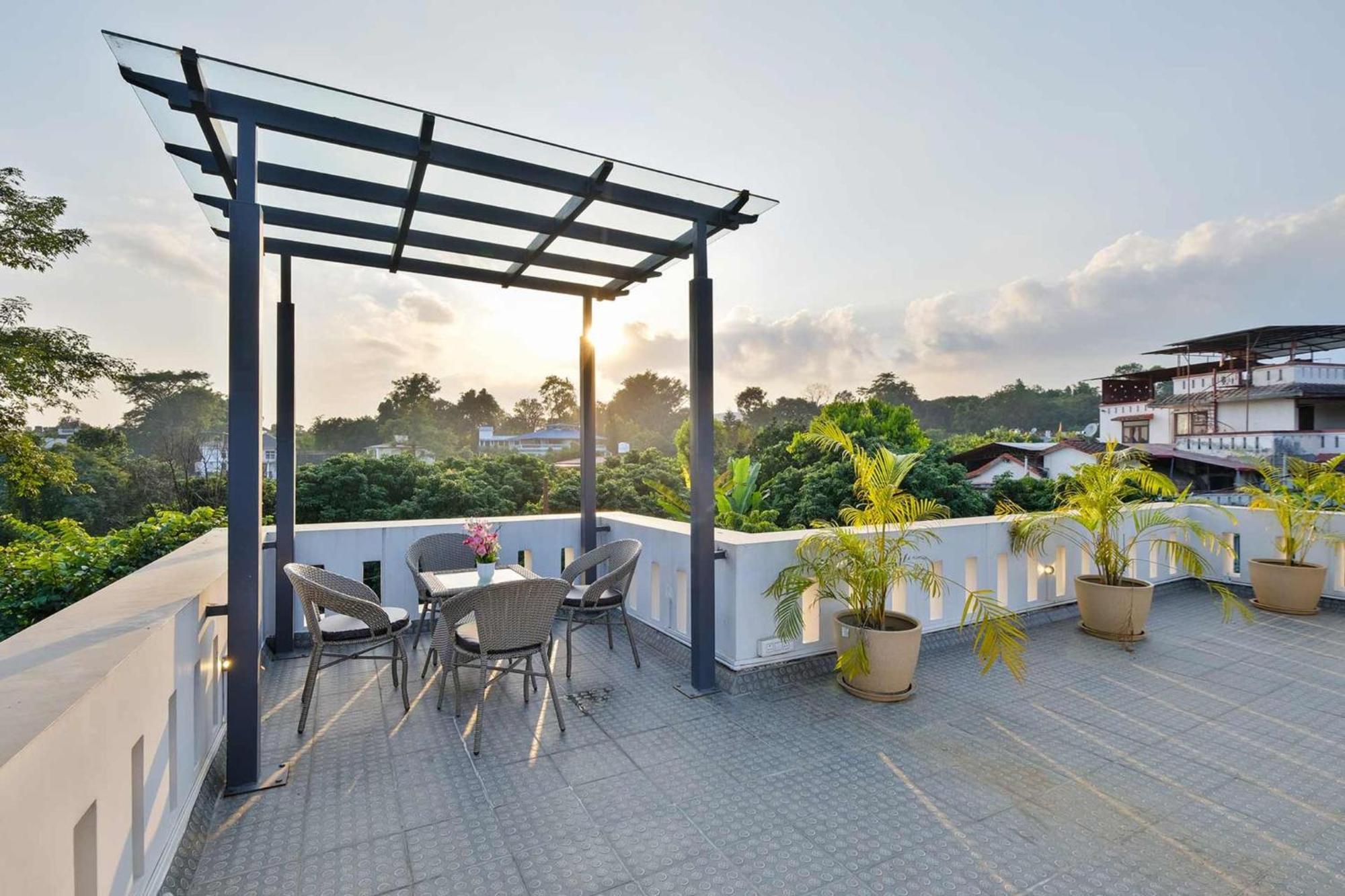 Villa Sierra Sky - Exquisite Elegant 4 Bedroom Villa Dehradun Esterno foto